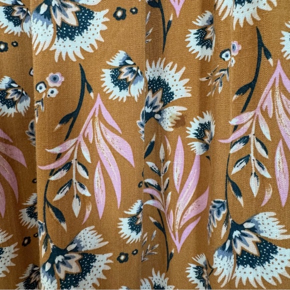 Universal Thread Balloon Long Sleeve Ruffle Collar Dress in Yellow Floral - Picture 5 of 14